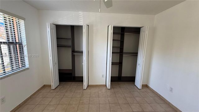 6385 W 27th Ave 11-3, Hialeah, FL 33016