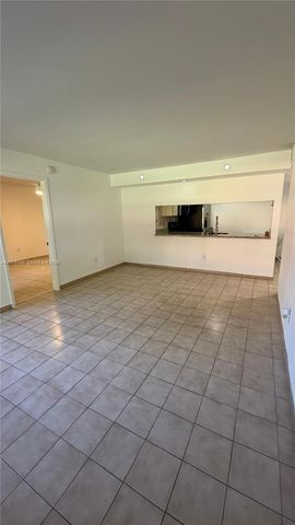 6385 W 27th Ave 11-3, Hialeah, FL 33016