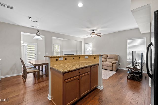 442 Panorama View Loop, Cary, NC 27519