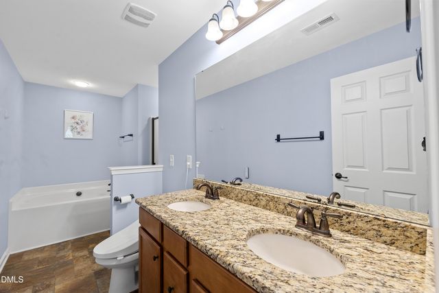 442 Panorama View Loop, Cary, NC 27519