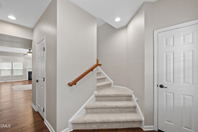 442 Panorama View Loop, Cary, NC 27519