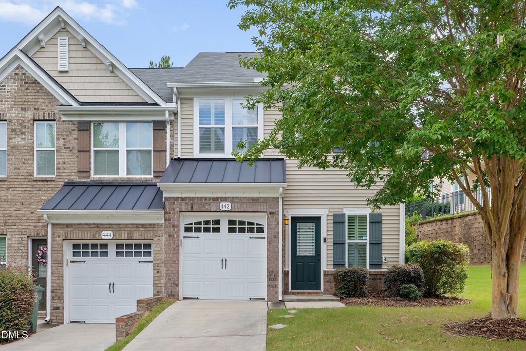 442 Panorama View Loop, Cary, NC 27519