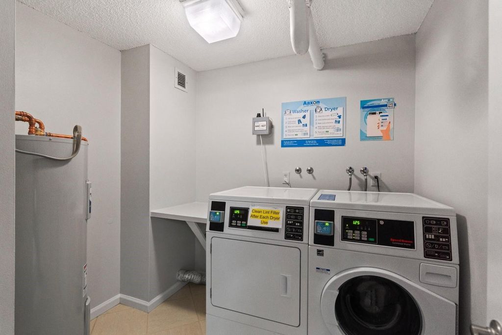 Image 14 of property listing at 3221 S Ocean Blvd 806, Highland Beach, FL 33487