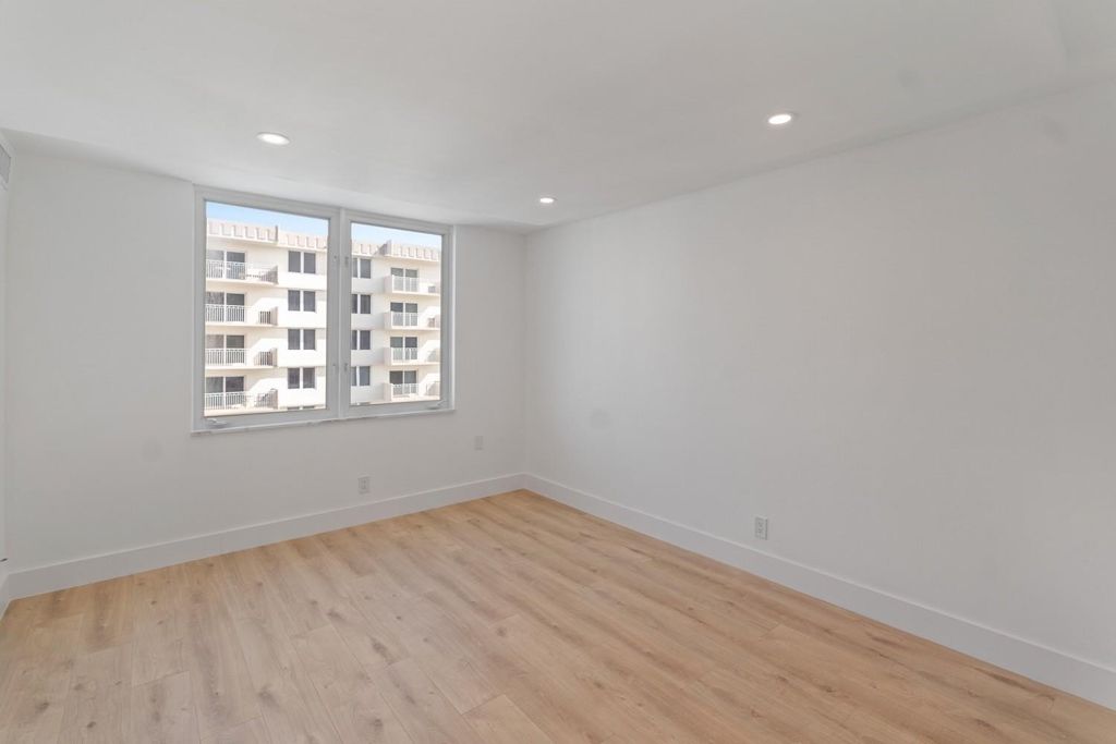 Image 28 of property listing at 3221 S Ocean Blvd 806, Highland Beach, FL 33487