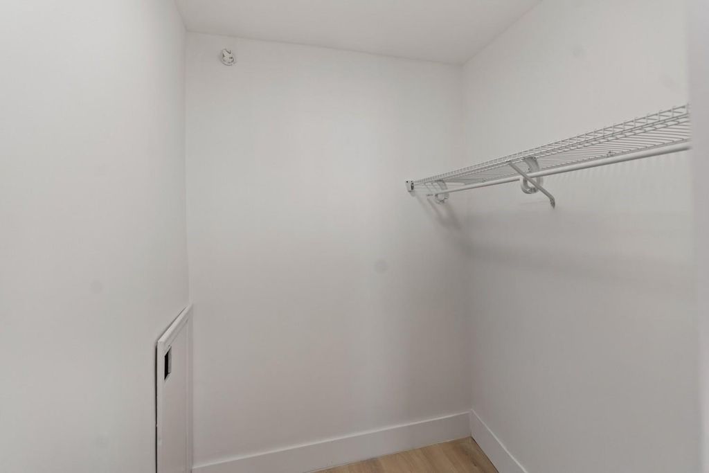 Image 31 of property listing at 3221 S Ocean Blvd 806, Highland Beach, FL 33487