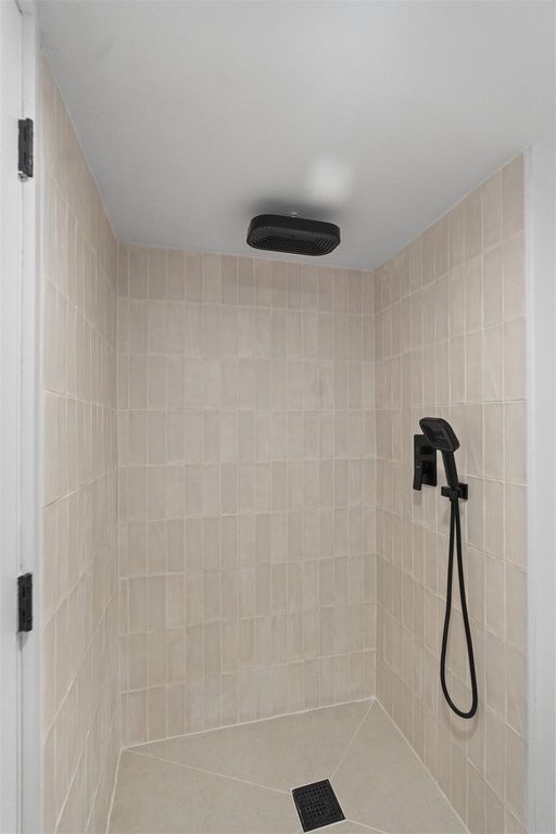 Image 32 of property listing at 3221 S Ocean Blvd 806, Highland Beach, FL 33487