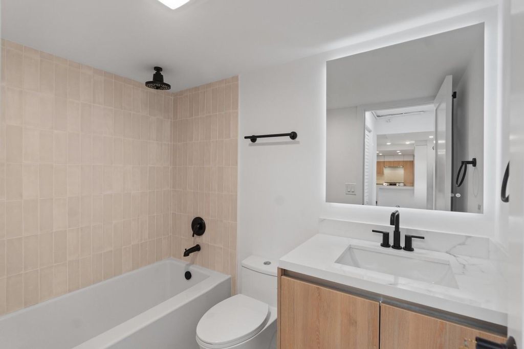 Image 34 of property listing at 3221 S Ocean Blvd 806, Highland Beach, FL 33487