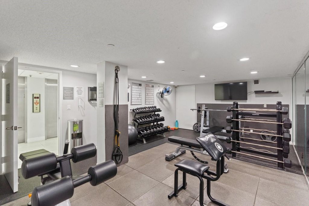 Image 41 of property listing at 3221 S Ocean Blvd 806, Highland Beach, FL 33487