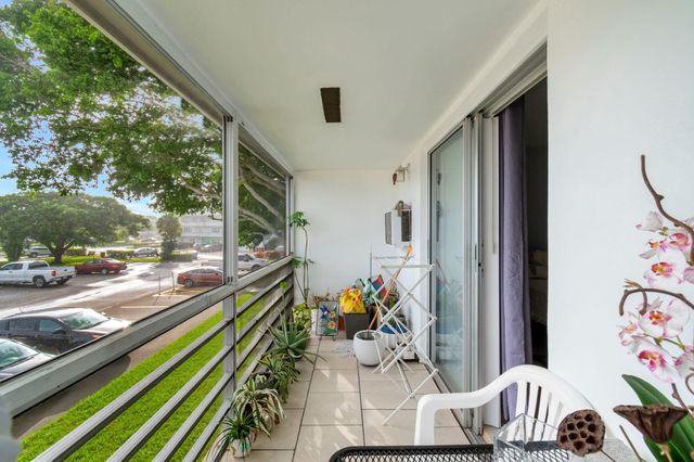 46 Andover B, West Palm Beach, FL 33417