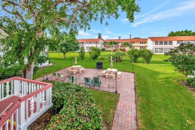 46 Andover B, West Palm Beach, FL 33417