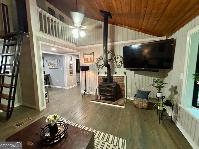 73 Arthur Anderson Road, Dahlonega, GA 30533