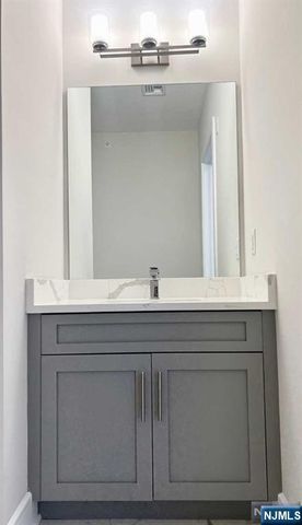 5309 Rio Vista Lane, Northvale, NJ 07647