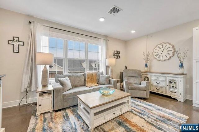 5309 Rio Vista Lane, Northvale, NJ 07647