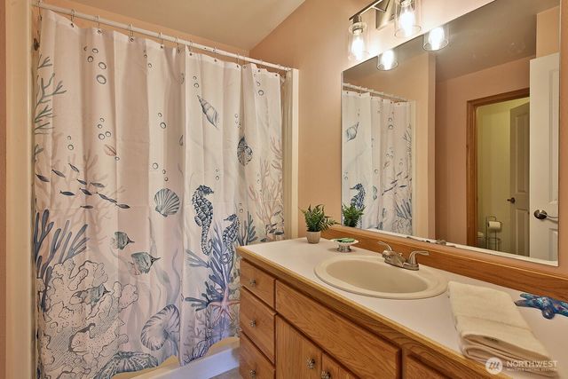 5938 Sundown Lane, Freeland, WA 98249