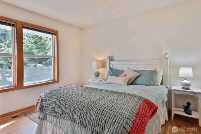 5938 Sundown Lane, Freeland, WA 98249