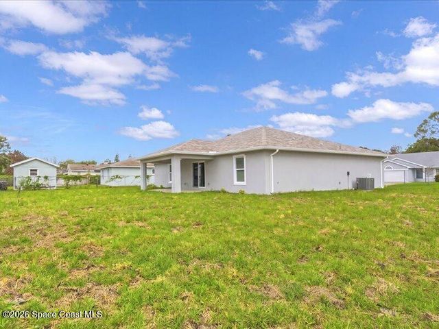 640 Roth Court SE, Palm Bay, FL 32909