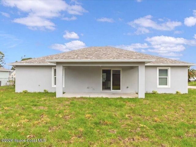 640 Roth Court SE, Palm Bay, FL 32909