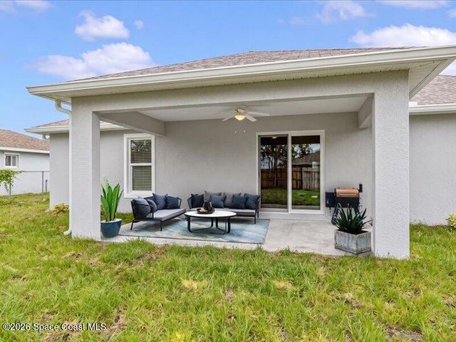 640 Roth Court SE, Palm Bay, FL 32909