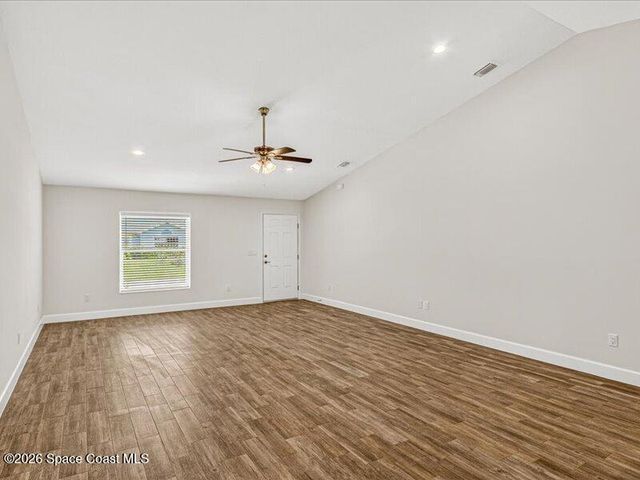 640 Roth Court SE, Palm Bay, FL 32909