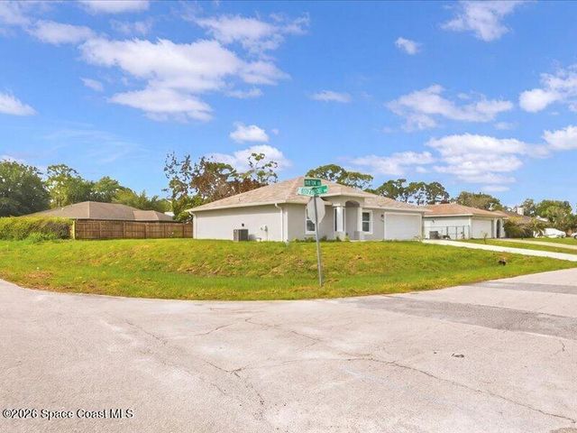 640 Roth Court SE, Palm Bay, FL 32909