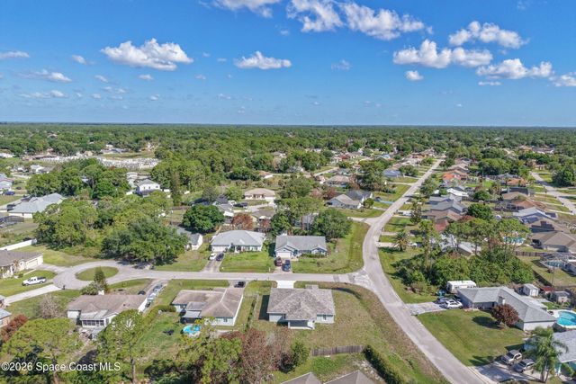 640 Roth Court SE, Palm Bay, FL 32909
