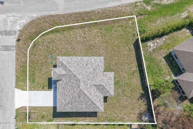 640 Roth Court SE, Palm Bay, FL 32909