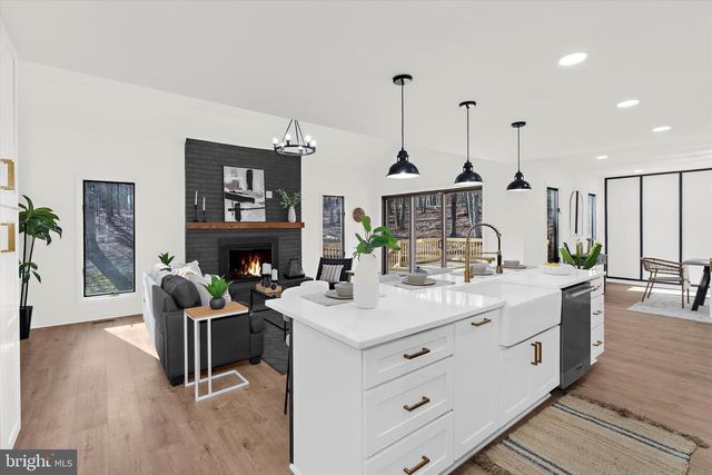 1439 DICUS MILL RD, Severn, MD 21144