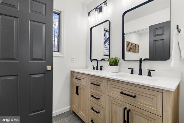 1439 DICUS MILL RD, Severn, MD 21144