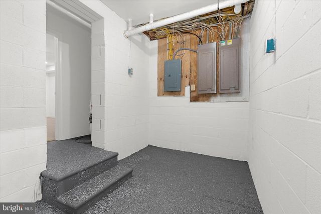 1439 DICUS MILL RD, Severn, MD 21144