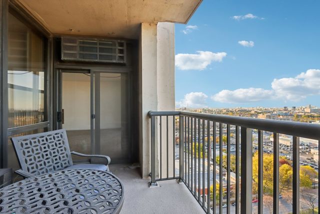 2901 S Michigan Avenue 1909, Chicago, IL 60616