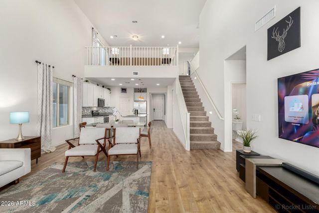 2430 E SAINT ANNE Avenue, Phoenix, AZ 85042