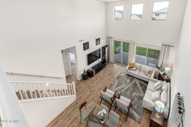 2430 E SAINT ANNE Avenue, Phoenix, AZ 85042