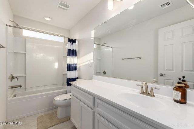 2430 E SAINT ANNE Avenue, Phoenix, AZ 85042