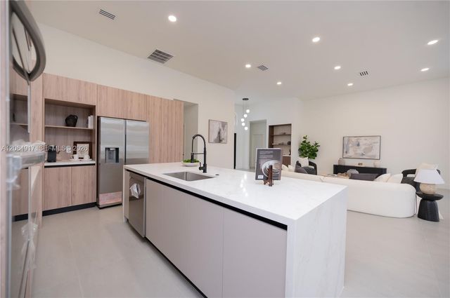 1357 Camellia Lane, Weston, FL 33326