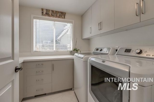 1523 E Seaside Ct, Boise, ID 83706