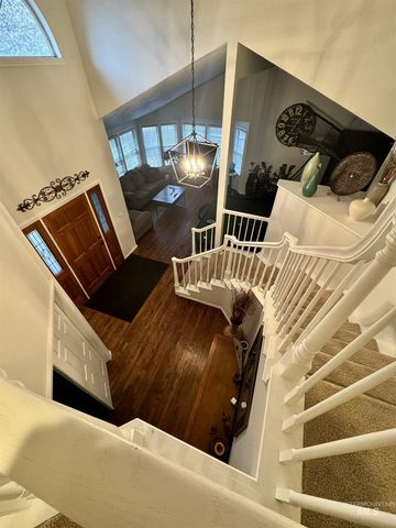 1523 E Seaside Ct, Boise, ID 83706