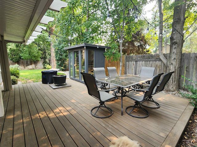 1523 E Seaside Ct, Boise, ID 83706