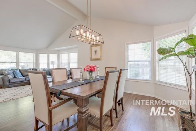 1523 E Seaside Ct, Boise, ID 83706