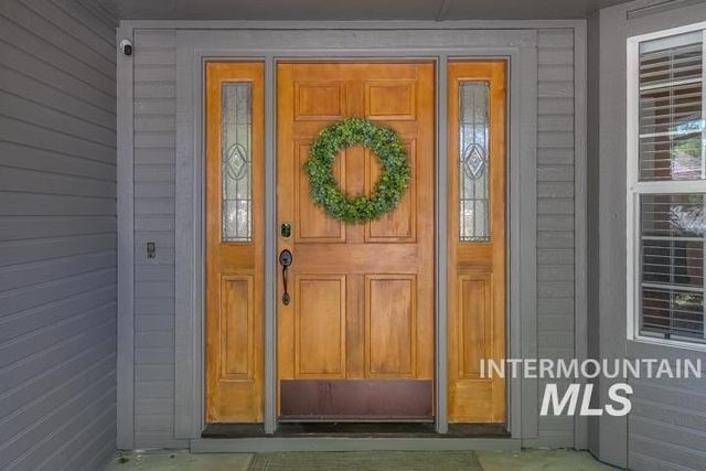 1523 E Seaside Ct, Boise, ID 83706