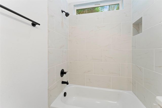 5103 Mallow Street A/B, Houston, TX 77033