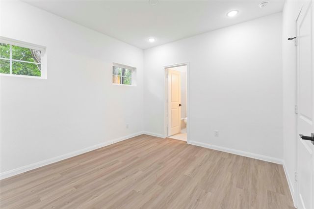 5103 Mallow Street A/B, Houston, TX 77033