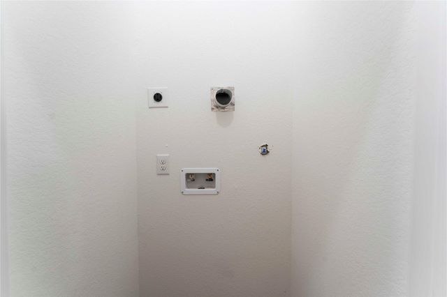 5103 Mallow Street A/B, Houston, TX 77033