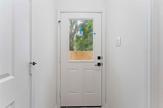 5103 Mallow Street A/B, Houston, TX 77033