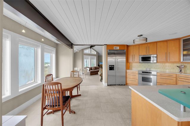 9353 OLD A1A, St Augustine, FL 32080