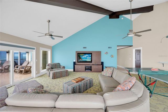 9353 OLD A1A, St Augustine, FL 32080