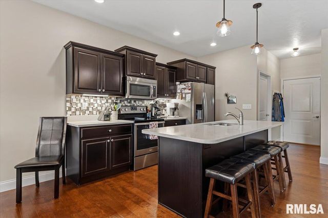 3204 Grassmere Drive, Springfield, IL 62711
