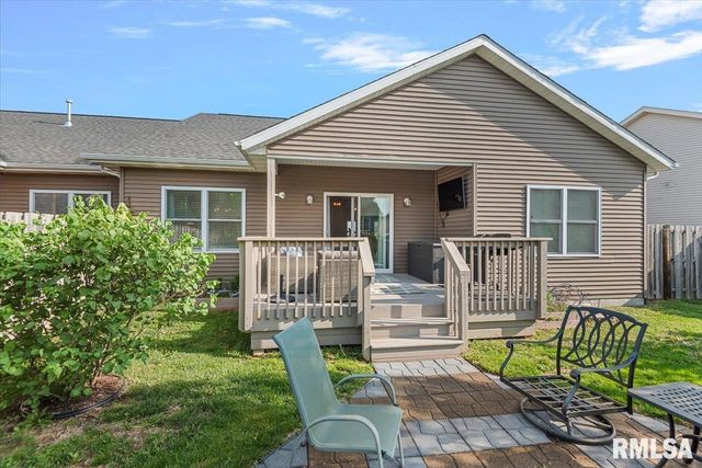 3204 Grassmere Drive, Springfield, IL 62711
