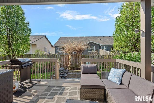 3204 Grassmere Drive, Springfield, IL 62711