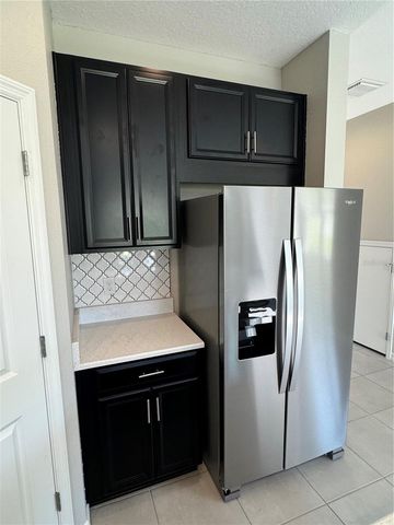 6104 WILLOWSIDE STREET, Palmetto, FL 34221