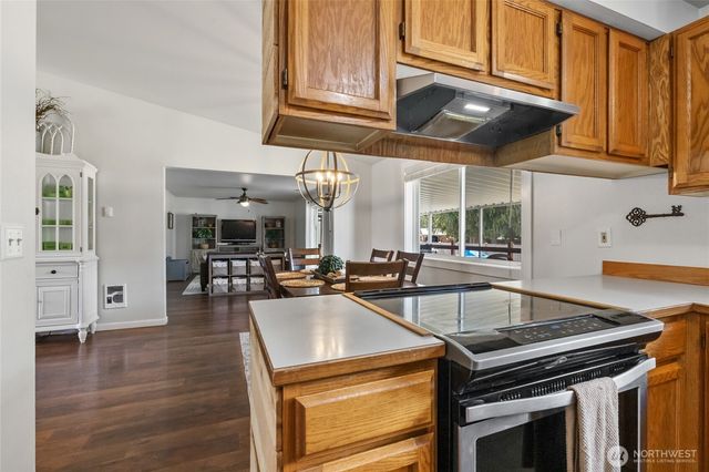 20916 77th Avenue Ct E, Spanaway, WA 98387